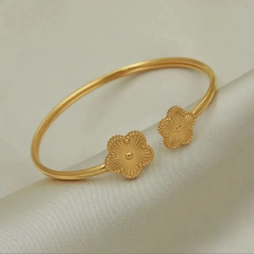 Alhambra Gold Luck 18K Gold Stainless Steel Waterproof Bracelet